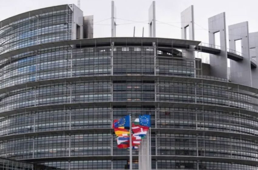  Се очекува ЕУ да воведе нови санкции против Иран поради задушување на протестите