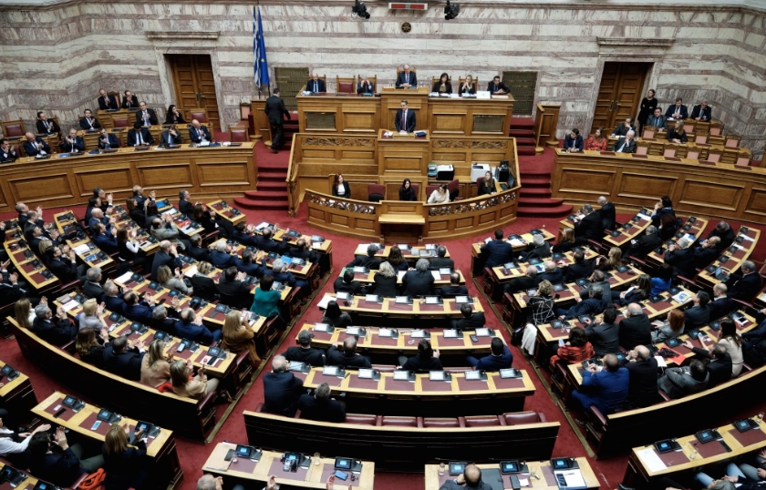  Грчките пратеници не ѝ изгласаа недоверба на актуелната Влада