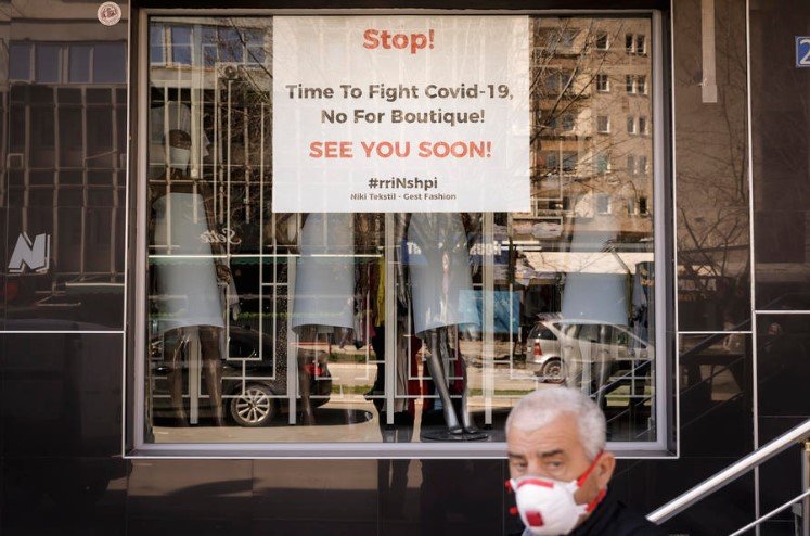  Во Косово граѓаните повикани да носат маски и да се вакцинираат