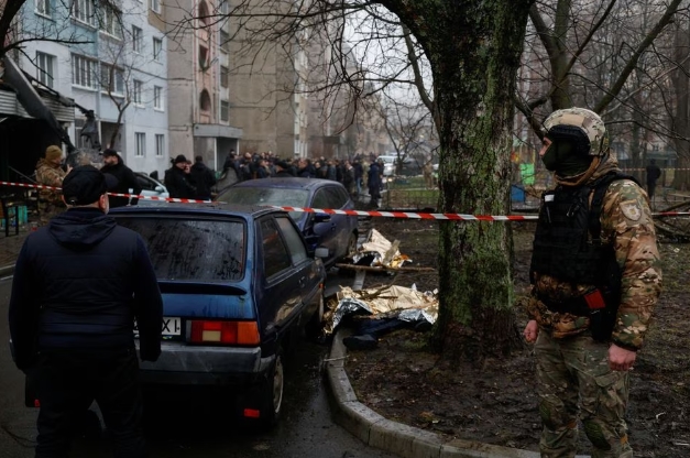  Расте бројот на жртви: Ова се украинскиот министер и соработниците кои загинаа во хеликоптерската несреќа кај Киев (ФОТО)