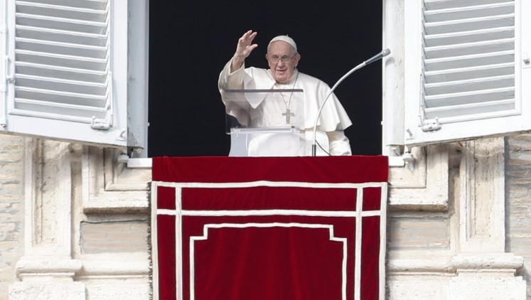  Папата Франциск во новогодишната миса зборуваше за „верниот слуга“ Бенедикт Шеснаесетти