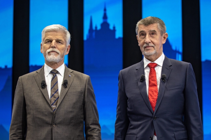  Претседателски избори во Чешка, фаворит е поранешниот генерал Петр Павел