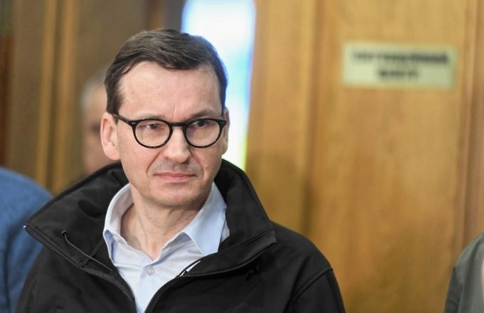  Моравјецки: Полска ќе поднесе барање за одобрение за испорака на тенкови Леопард во Украина