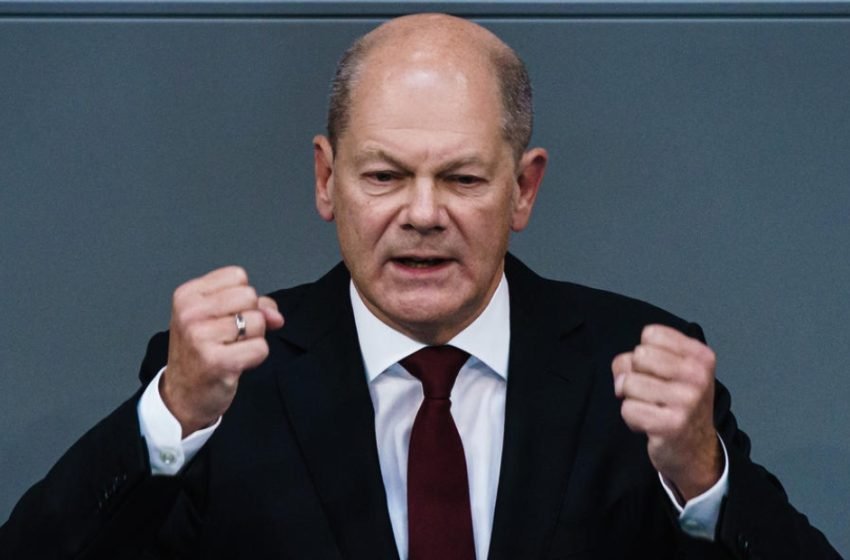  Шолц: Нема да испраќаме војници и авиони во Украина