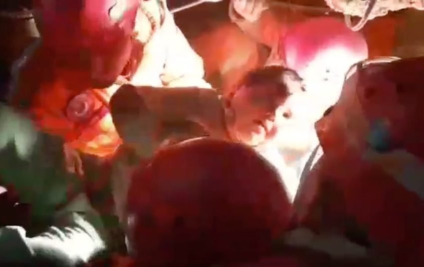  Македонската армија спаси дете во Турција кое повеќе од три дена било затрупано под урнатините (ВИДЕО)