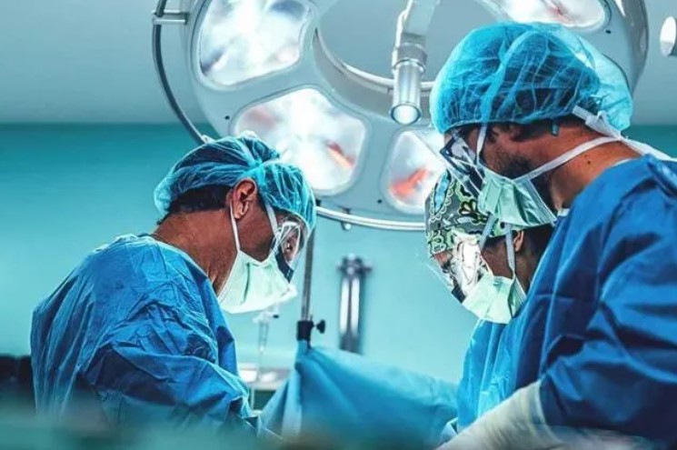  Хирурзите во Ниш со херојски подвиг, еве што направиле за пациентите да не чекаат на листа за операција