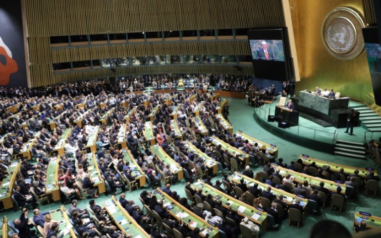  Генералното собрание на ОН донесе резолуција со која се бара повлекување на Русија од Украина
