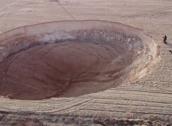  Џиновски кратер се појави во Турција (ВИДЕО)