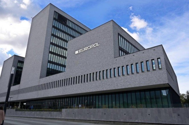  Во ЕУ откриен шифриран систем за пораки, уапсени 42 лица