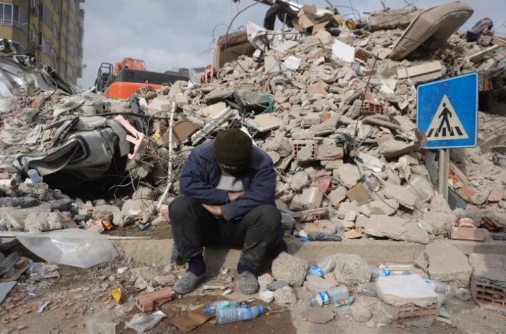  СТРАВИЧНИ БРОЈКИ: Бројот на загинати во земјотресите во Турција и Сирија надмина 24.000