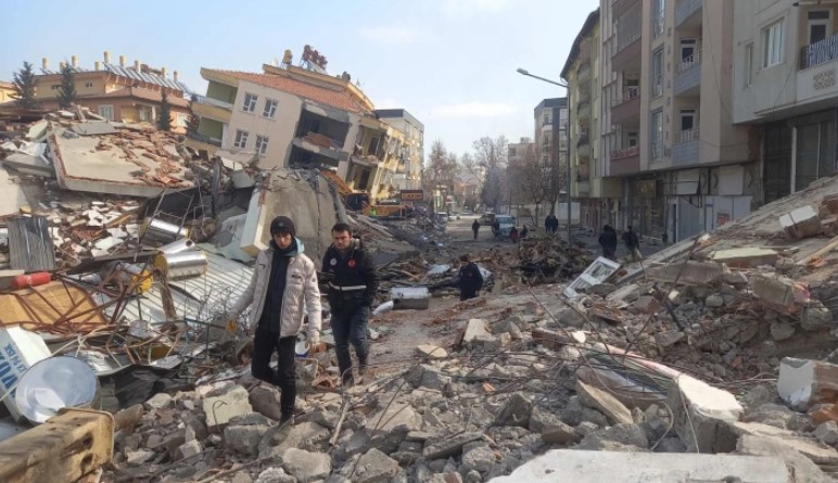  Повеќе од 46.000 луѓе загинаа, а над 114.000 се спасени по земјотресот во Турција