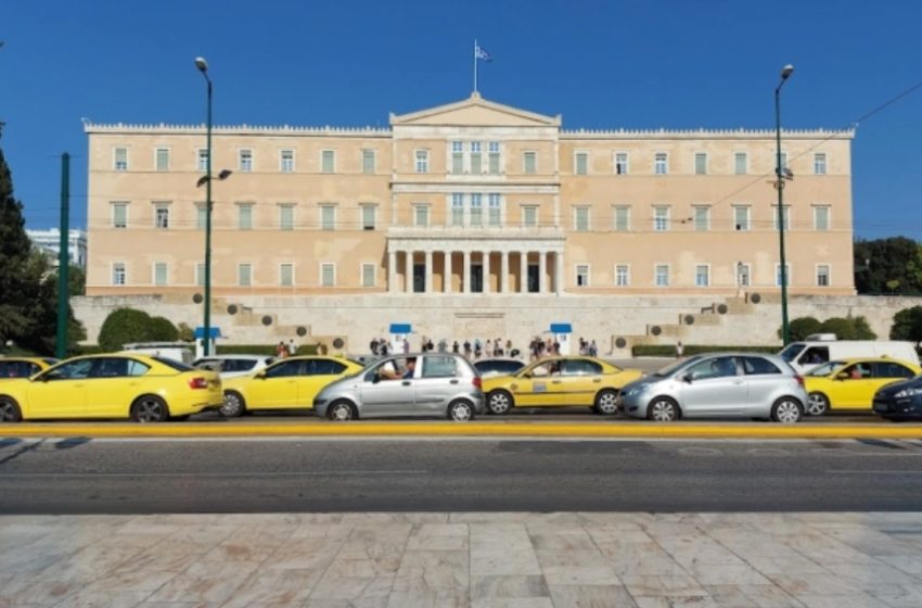 Грчката служба за разузнавање открила шпионажа на „длабоко покриена“ странска агентка