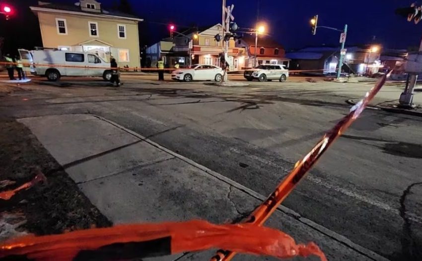 Комбе влета во група пешаци: Двајца загинати, деветмина повредени во Квебек