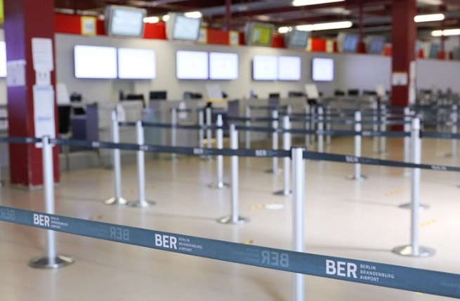  Германија: Поради штрајк откажани стотици летови