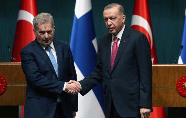 Турскиот парламент го одобри влезот на Финска во НАТО