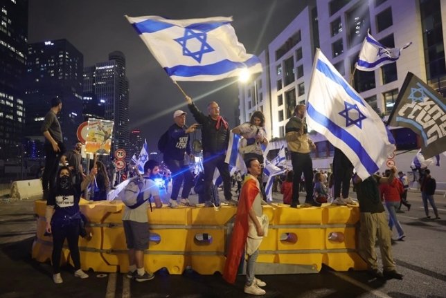 Нетанјаху најверојатно ќе ја запре реформата на правосудството по масовните протести низ Израел