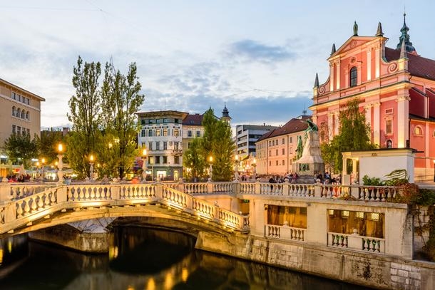  Истражување: За четири години зголемено задоволството од животот во Словенија