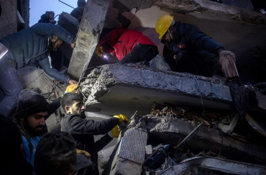 Зградите во Адијаман биле полни со живот пред земјотресот, сведочи тимот на ДЗС кој учествуваше во спасувањето на 38-годишната жена