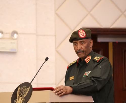  Воениот лидер на Судан: војската е посветена на транзиција кон цивилна власт