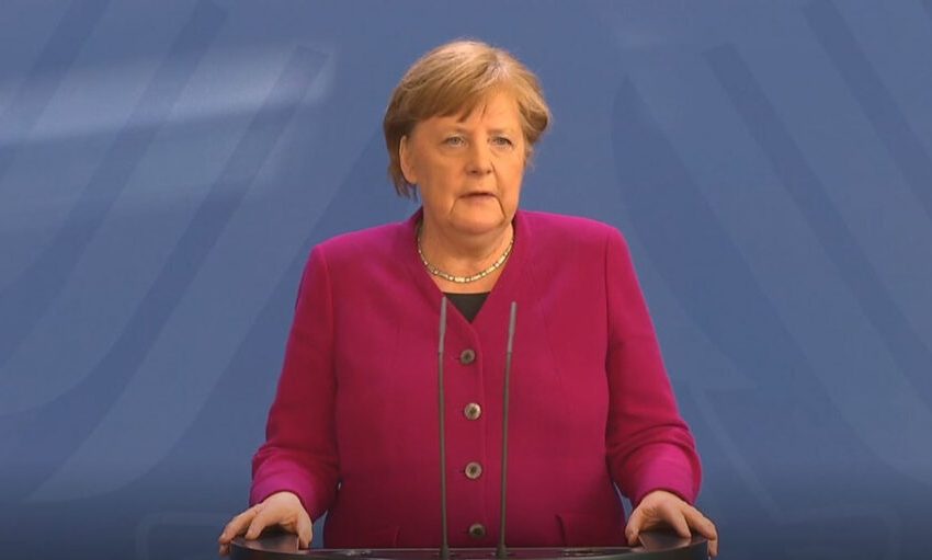  Меркел одликувана со највисокото признание во Германија