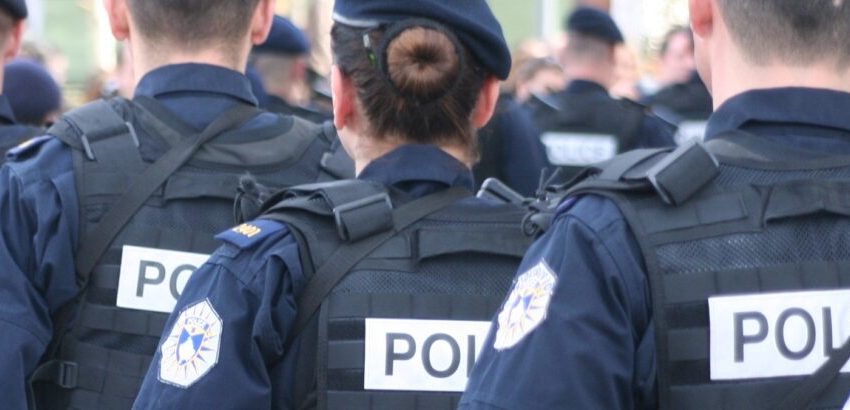  Суспендиран косовски полицаец кој пукал во Србин