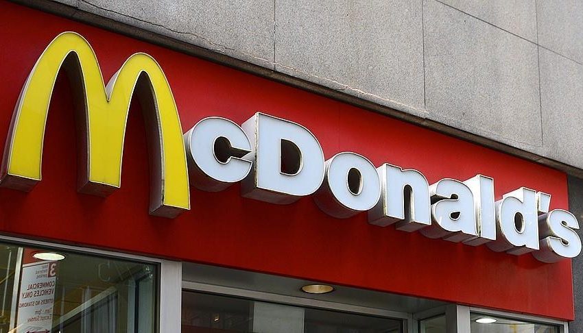  „Мекдоналдс“ привремено ги затвора своите канцеларии во САД како подготовка за намалување на администрацијата