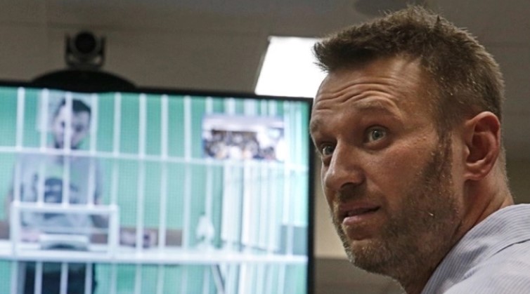  Тимот на Навални тврди дека руската ФСБ, а не Навални, стои зад убиството на рускиот блогер