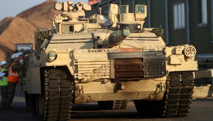  САД во наредните недели ќе почнат да ги обучуваат Украинците за користење на тенковите „Абрамс“