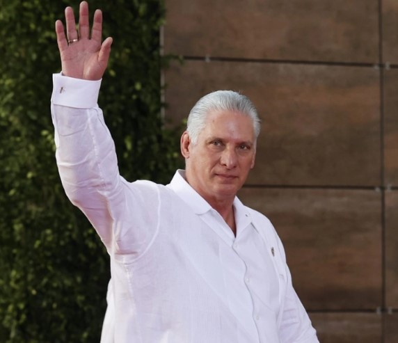  Дијаз-Канел доби нов петгодишен претседателски мандат на Куба