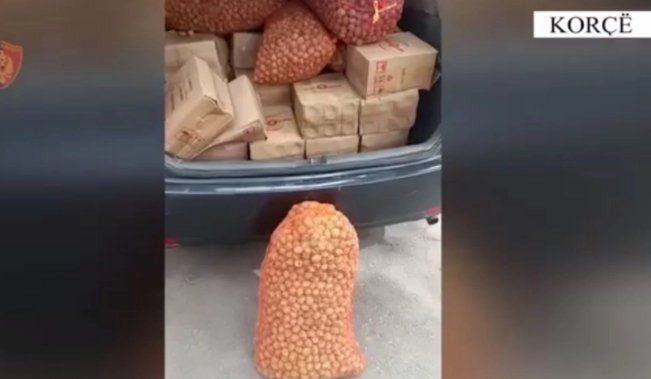  Компири и друга шверцувана стока од Македонија запленети кај преминот Горица-Стење