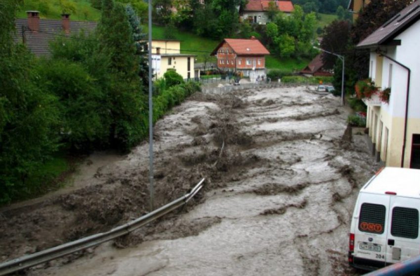  Поплавите ја парализираа и Словенија, предизвикани 16 свлечишта