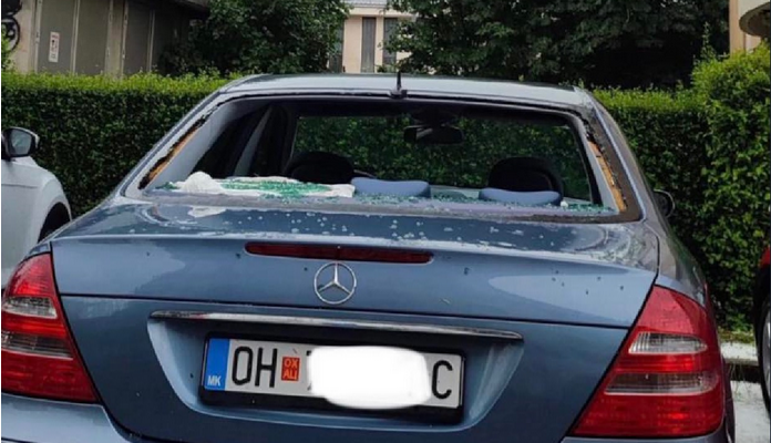  ФОТО: Градот во Охрид оштети возила – искршени стаклата!