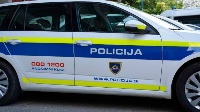  Словенија воведува полициски контролни пунктови во близина на границата со Хрватска