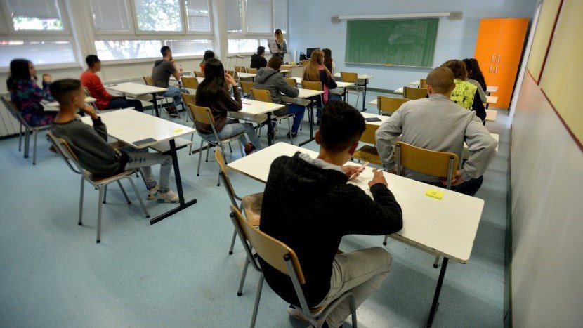  Едукативна кампања „Булинг и сајбер булинг“ во училиштата во Струга