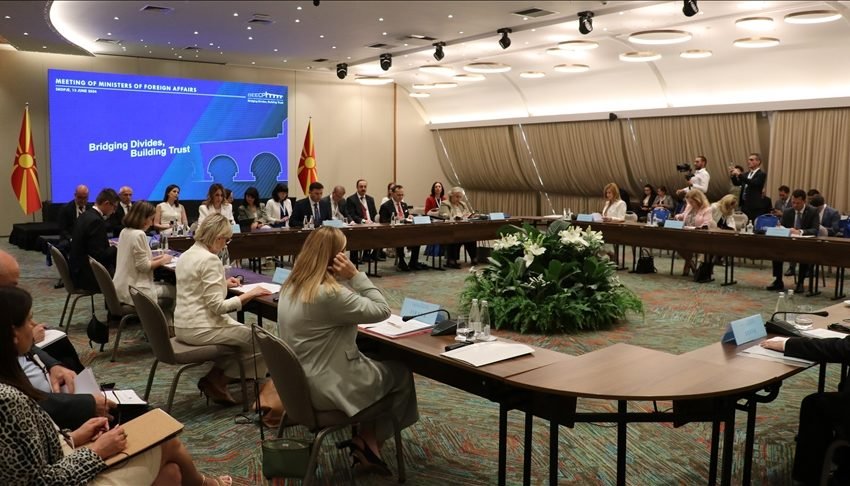  Во Скопје се одржува состанокот на министрите за надворешни работи на земјите учеснички во ПСЈИЕ