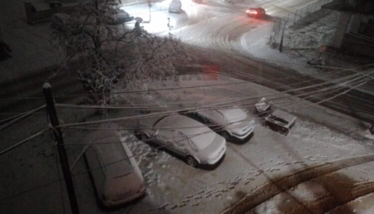  НЕ ГО НАПУШТАЈТЕ ГРАДОТ БЕЗ ИТНА ПОТРЕБА Снегот го затрупа Дебар