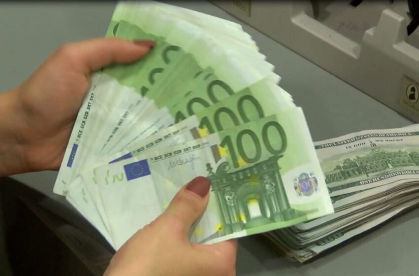  Голема акција на МВР е во тек, најдена е печатница за фалсификувани евра и долари