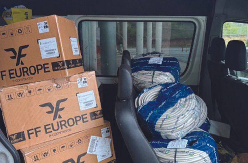  Запленети автомобили, 126 килограми тутун за наргиле, лекови за животни, цигари и женски обувки со потпис на познати модни брендови