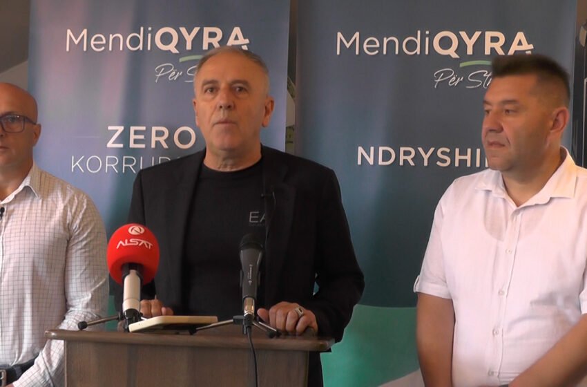  Менди Ќура ја претстави својата визија за Струга на првата прес-конференција