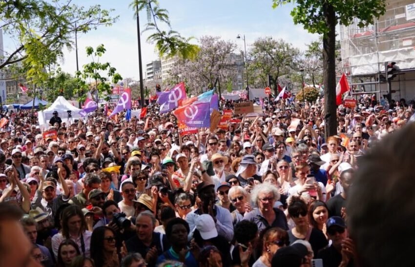  Во Франција за утре најавени 250 протести, се очекува да учествуваат над 800.000 луѓе