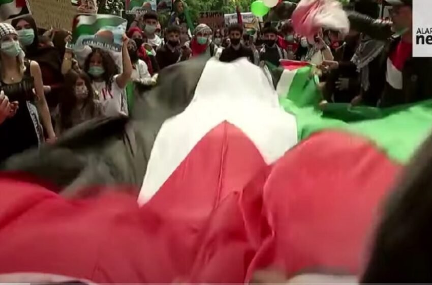  Стотици Палестинци ослободени од израелските затвори, прослави во Рамала и Газа