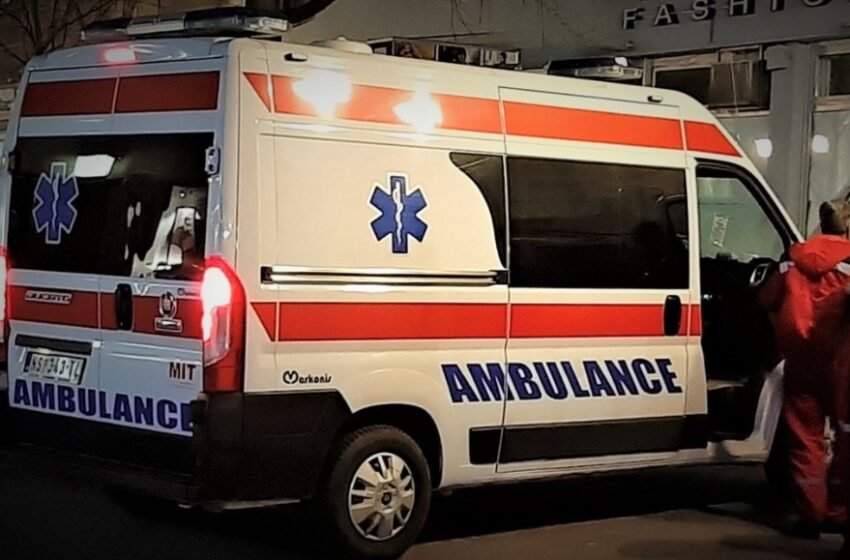  Ужас во Белград: Со автомобил влетал во група на луѓе, има повредени (ВИДЕО)