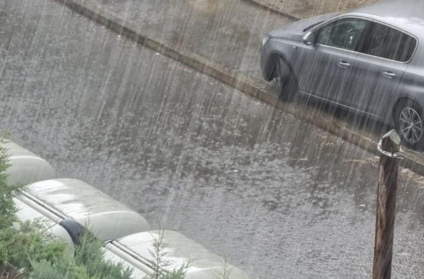  Италија: Невреме ја погоди Лигурија, портокалово предупредување е издадено и во Емилија-Ромања