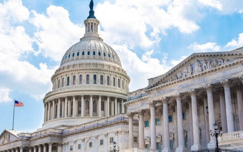  Заврши рекордната блокада на Владата на САД