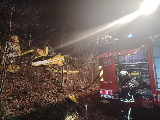  ФОТО: Турски „ер трактор“ се урна во Хрватска, пронајдено е телото на пилотот