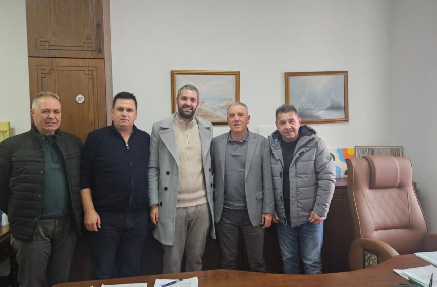  Махир Асани в д  директор во ОУ „Мурат Лабуништи“