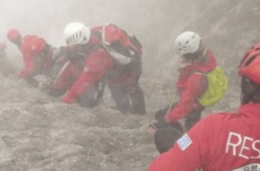  Лавина во Грција, загинаа четворица планинари