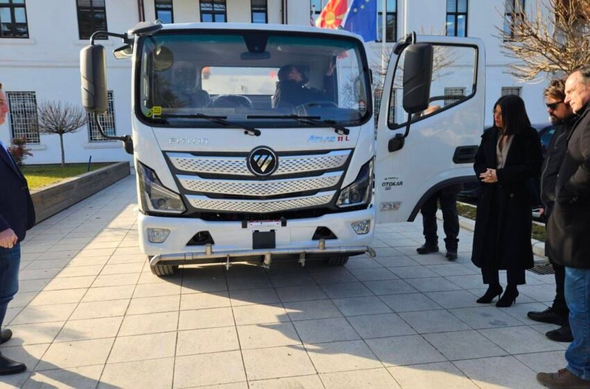  Нов камион цистерна за чистење улици набавен за потребите на ЈП „Комунално“ – Струга