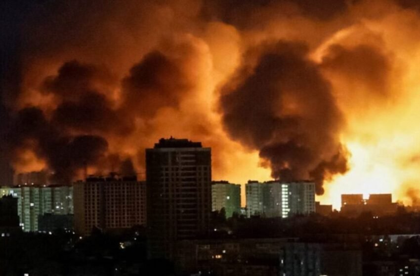  Четири лица загинаа, а 19 се повредени во руски напад врз Киев