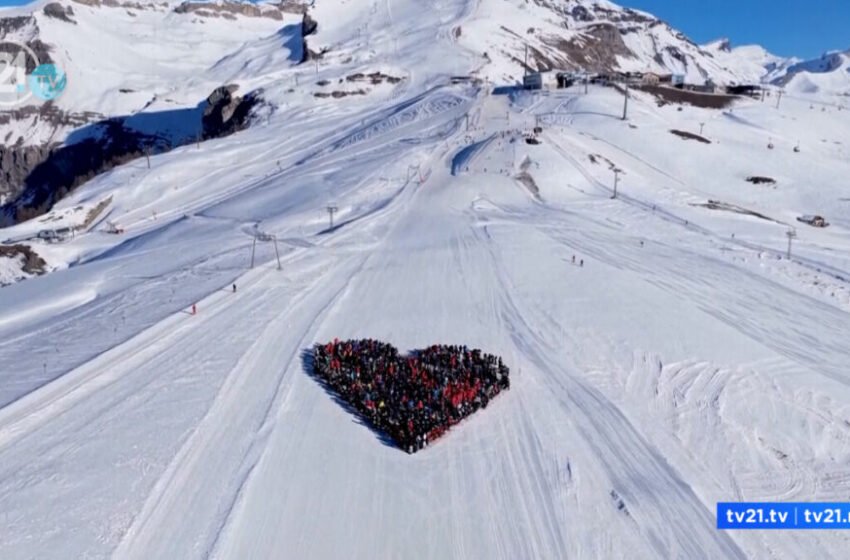  ВИДЕО: Скијачи формираа срце во спомен на жртвите во Кран-Монтана